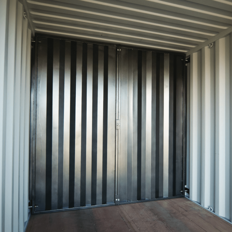 Cloison de séparation amovible pour conteneurs maritimes